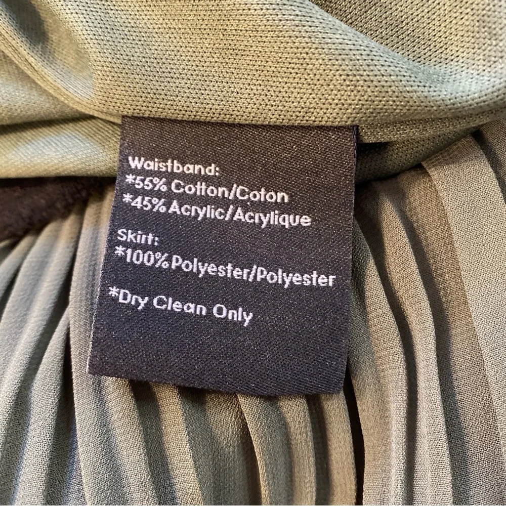 Anthropologie Dear Creatures Olive‎ Green Pleated Maxi Skirt Medium